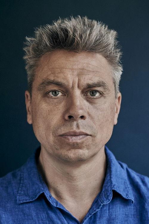 James Garnon fotoğrafı