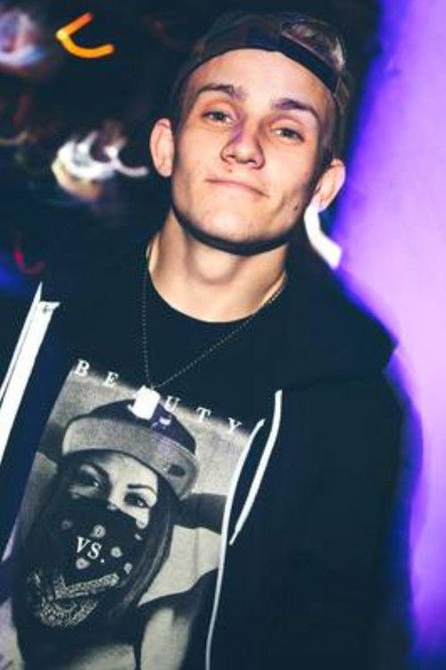 Eiqu Miller fotoğrafı