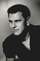 Loren Tindall fotoğrafı