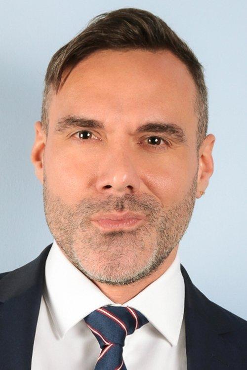 Manuel Skye fotoğrafı