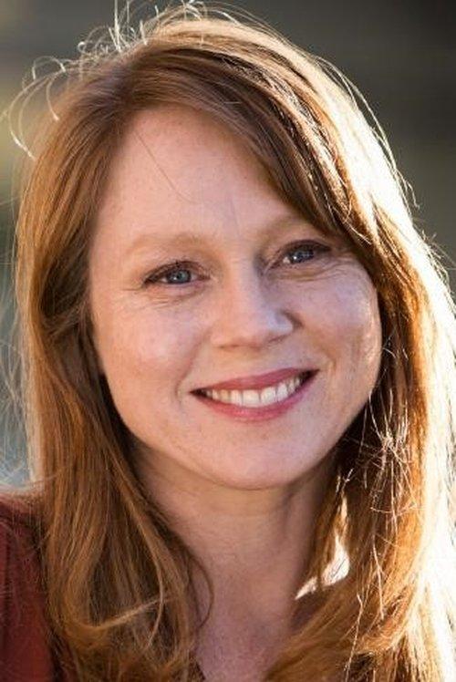 Hayley McElhinney fotoğrafı