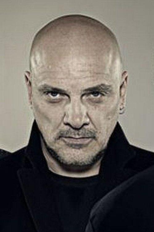 Baz Warne fotoğrafı