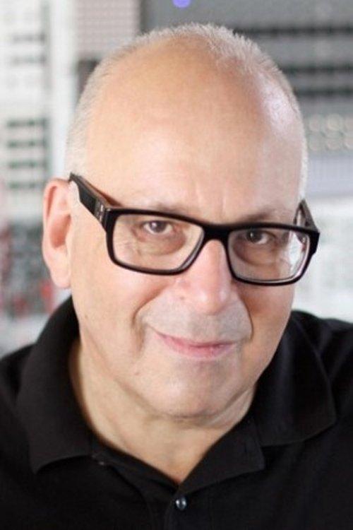 Daniel Miller fotoğrafı