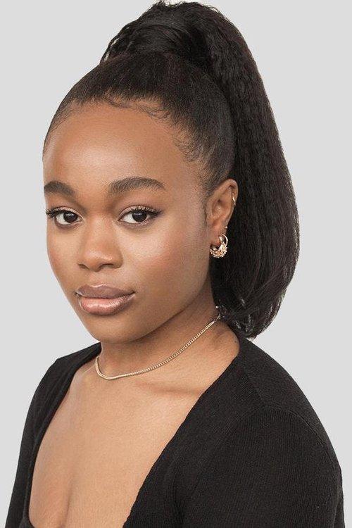 Bukky Bakray fotoğrafı