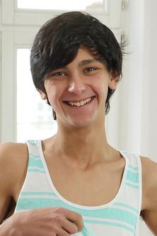 Adam Veller fotoğrafı