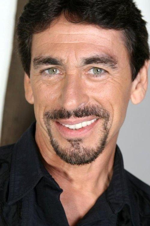 Nicholas Kadi fotoğrafı