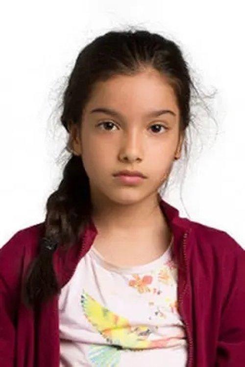 Kübra Süzgün fotoğrafı