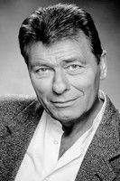 John Levene fotoğrafı