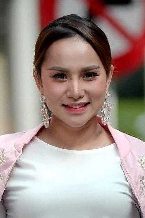 Elly Mazlein fotoğrafı