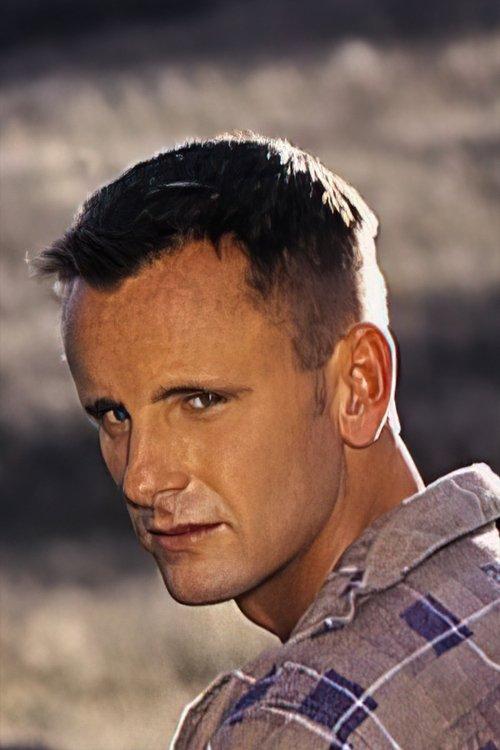 Cameron Dalton fotoğrafı