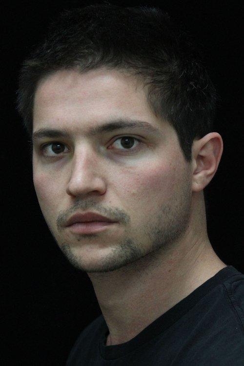 Thomas McDonell fotoğrafı