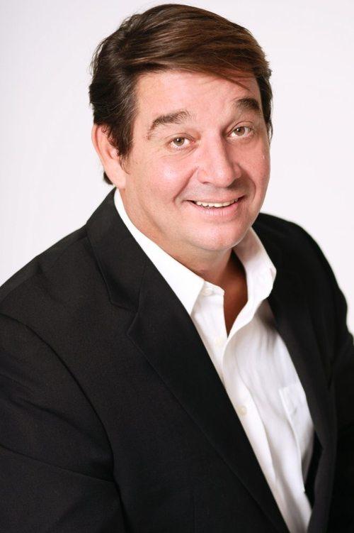 Louie Lawless fotoğrafı