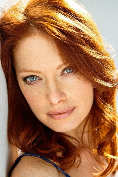 Elizabeth J. Carlisle fotoğrafı