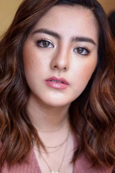 Cassy Legaspi fotoğrafı