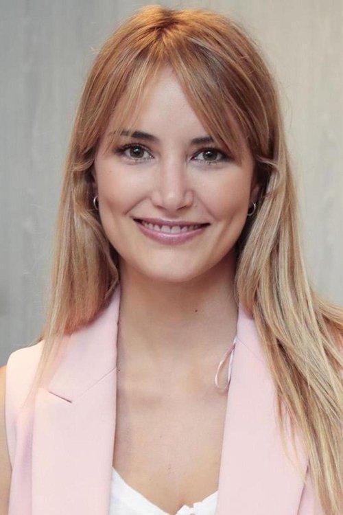 Alba Carrillo fotoğrafı