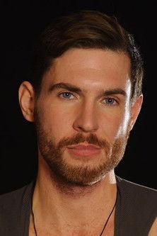 Adam Zrzek fotoğrafı