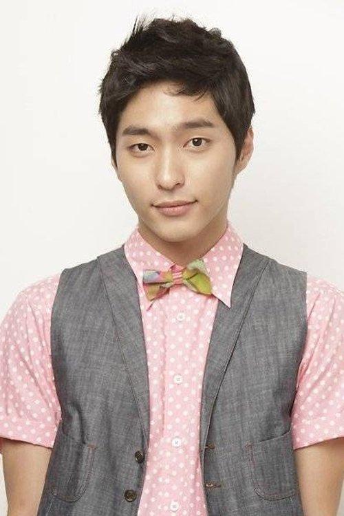 Lee Yong Joon fotoğrafı