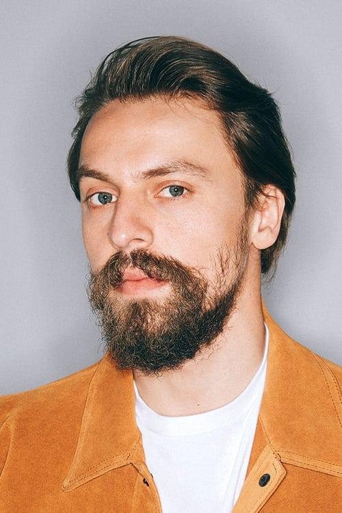Metin Akdülger fotoğrafı