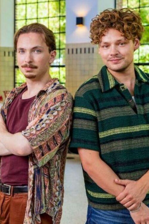 Sketch Studio dizi afişi