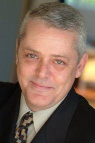 Simon James fotoğrafı