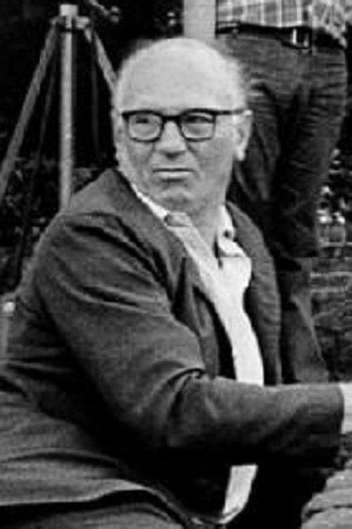 John Hawkesworth fotoğrafı