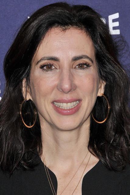 Aline Brosh McKenna fotoğrafı
