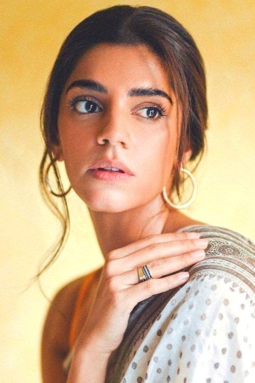 Sanam Saeed fotoğrafı