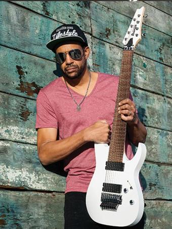 Tony MacAlpine and band perform "Tears of Sahara" on EMGtv film afişi