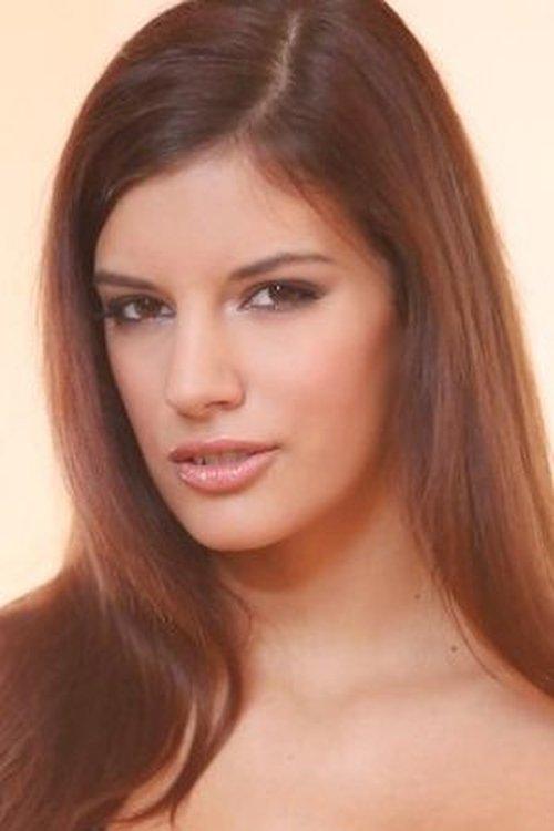 Candice Luca fotoğrafı