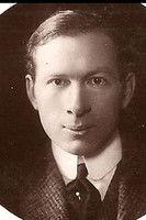 James Carew fotoğrafı