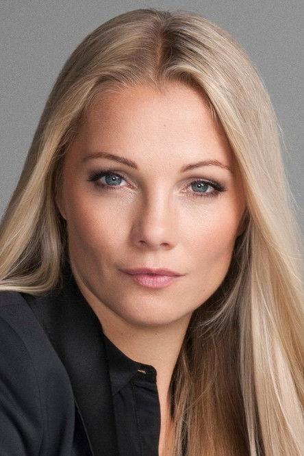Caroline Fleming fotoğrafı