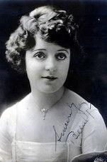 Billie Rhodes fotoğrafı