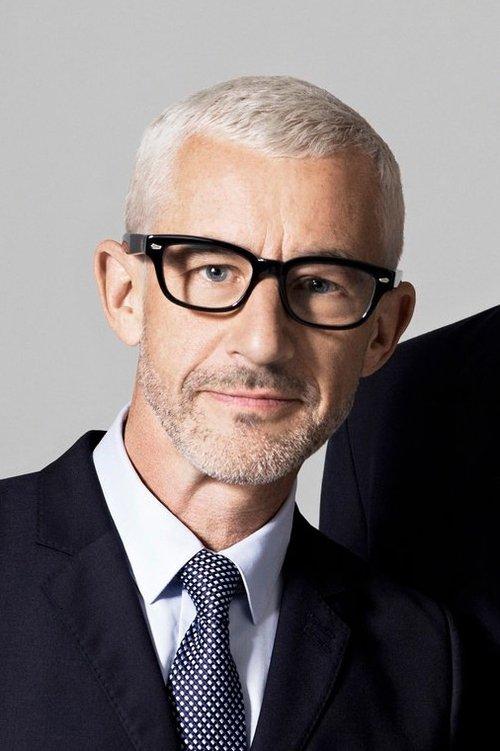 Tony McGuinness fotoğrafı