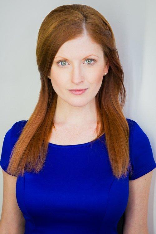 Adrienne Merrell fotoğrafı