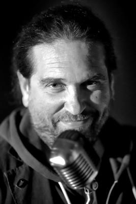 Mark Lesser fotoğrafı