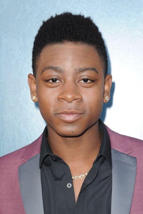 RJ Cyler fotoğrafı