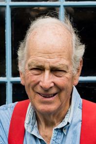 Russell Morash fotoğrafı