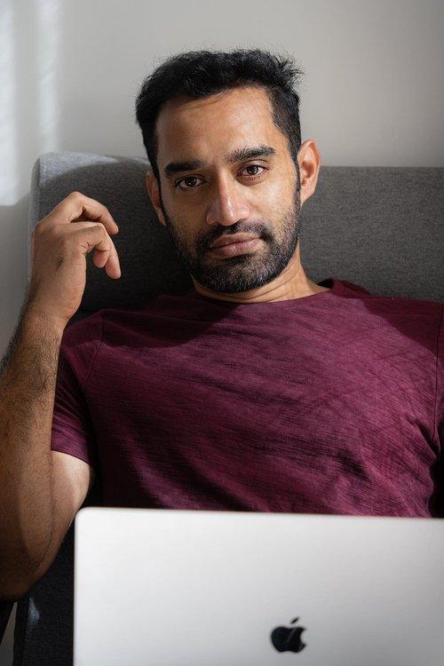 Anoop Sathyan fotoğrafı