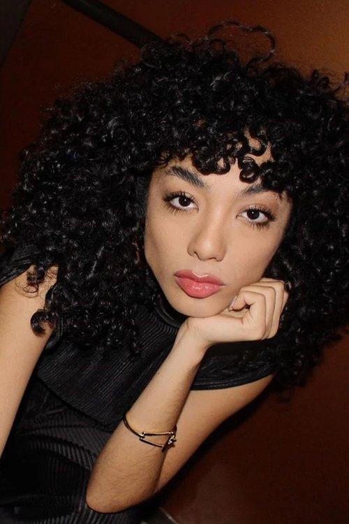 Elyfer Torres fotoğrafı