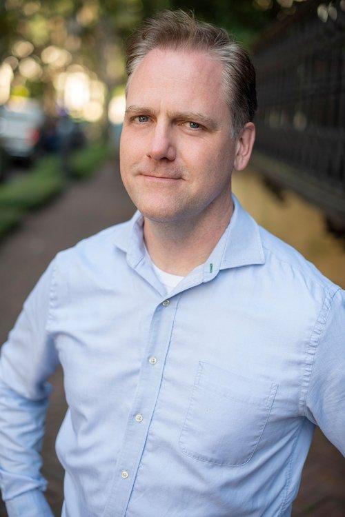 Christopher Bass fotoğrafı