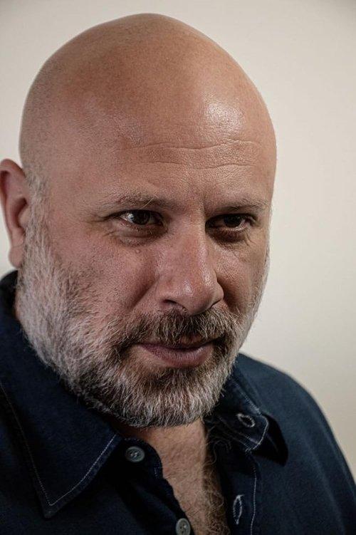 Vincenzo Pirrotta fotoğrafı