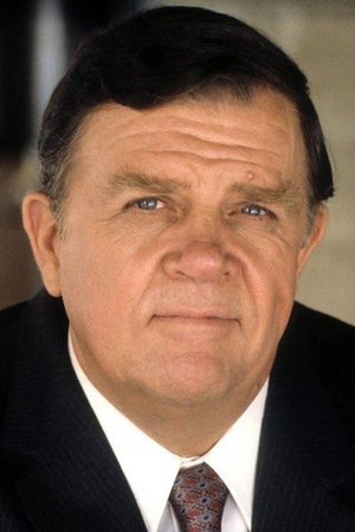 Pat Hingle fotoğrafı