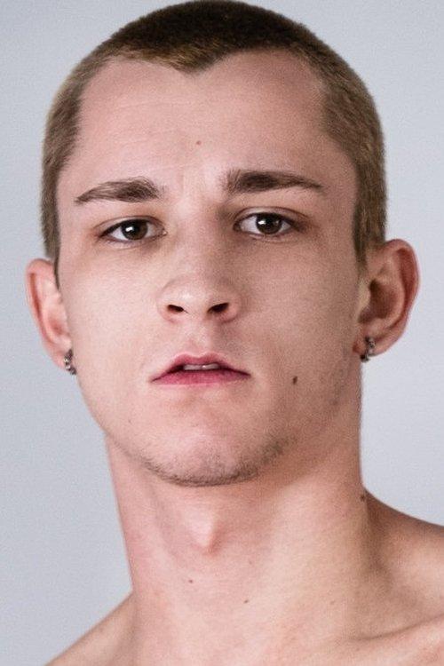 Theo Brady fotoğrafı