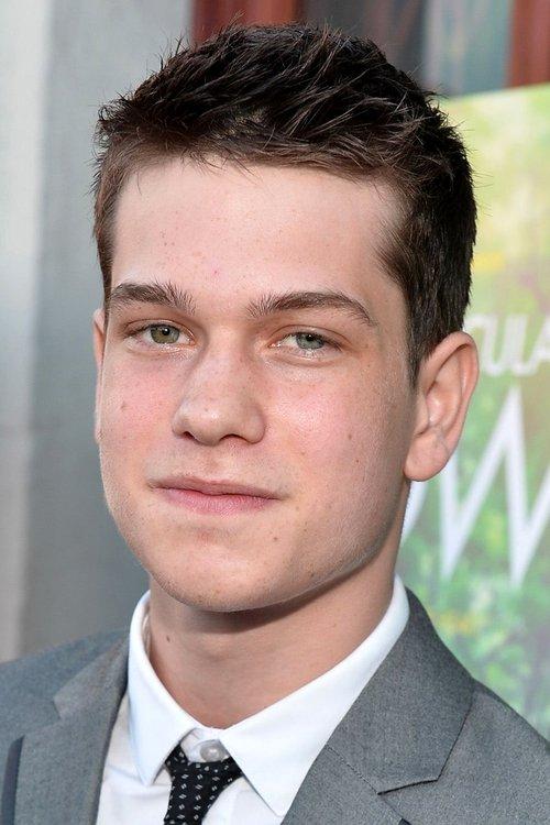 Liam James fotoğrafı