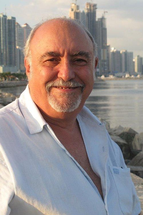 Julián Pastor fotoğrafı