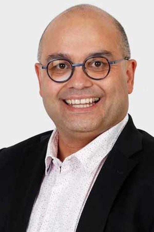 Yoann Riou fotoğrafı