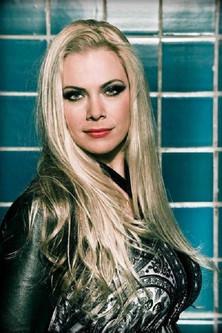 Amanda Somerville fotoğrafı