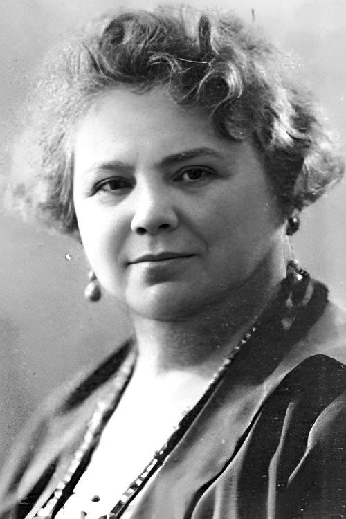 Minnie Rayner fotoğrafı