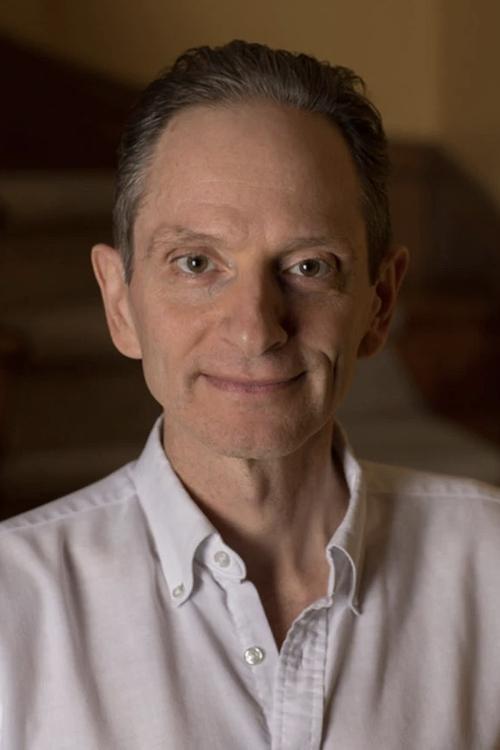 Arthur Holden fotoğrafı