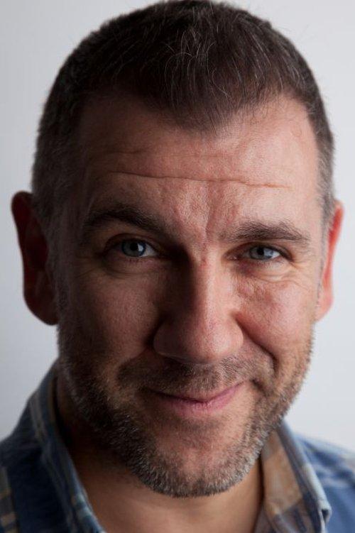 Dermot Magennis fotoğrafı